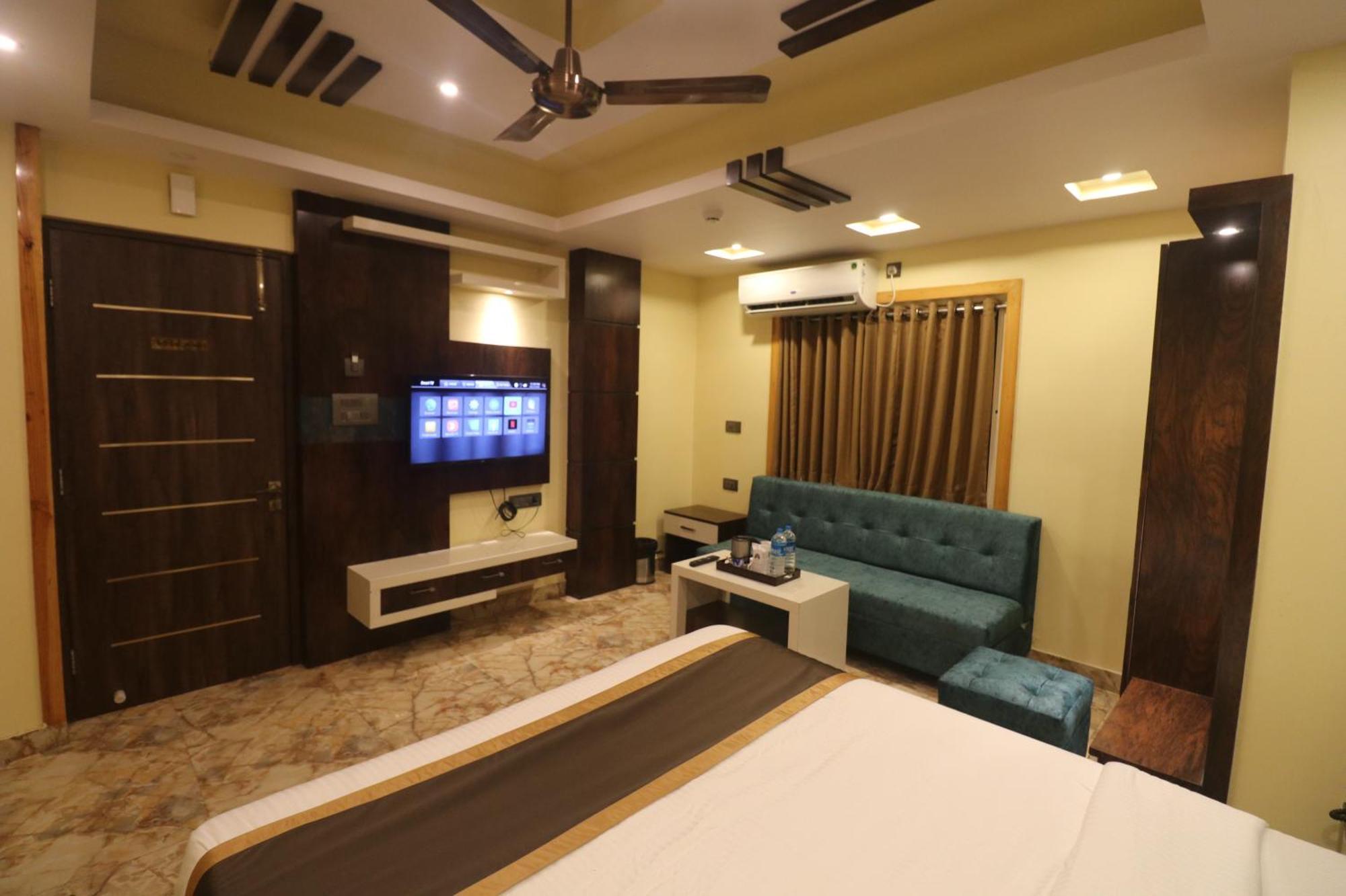 Mohar Residency Hotel Calcutta Exterior foto